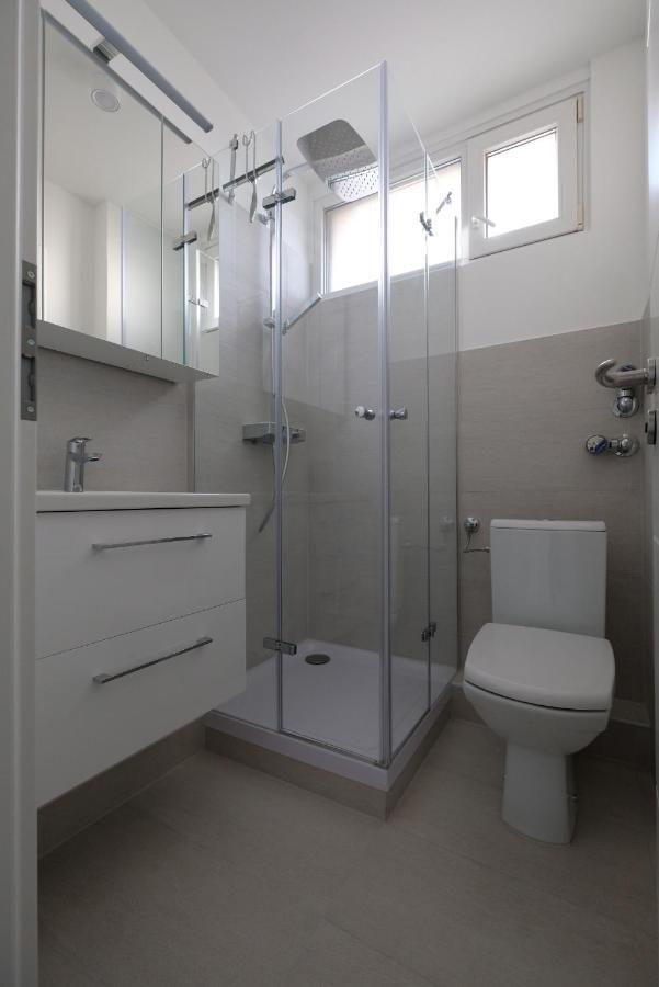 Port 1 - Exklusives City Apartment Bremerhaven Buitenkant foto
